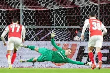 Pena máxima para el Forest