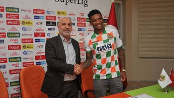 Junior Fernandes seguirá su carrera en el fútbol de Turquía