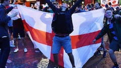 Inglaterra estudia recomendar a países extranjeros que no vendan alcohol a los 'hooligans'