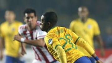 Robinho fue el único valor rescatable de Brasil ante Paraguay.