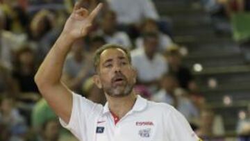 Juan Antonio Orenga, durante el primer partido de preparaci&oacute;n ante Canad&aacute;.