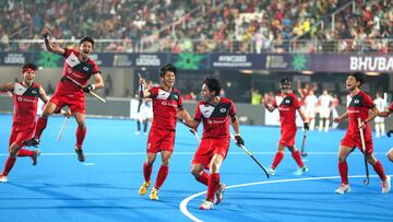 Bhubaneswar (India), 23/01/2023.- Korean team players celebrate after scoring during the FIH Men's Field Hockey World Cup match between Argentina and South Korea in Bhubaneswar, India, 23 January 2023. (Corea del Sur) EFE/EPA/DIVYAKANT SOLANKI
