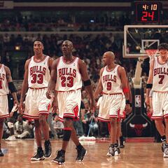 What NBA player has the best win-loss record with Team USA?