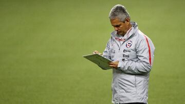 El técnico debuta este sábado.