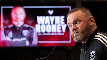Wayne Rooney fue cuestionado sobre una probable llegada del delantero charrúa a DC United, pero puso fin a las especulaciones.