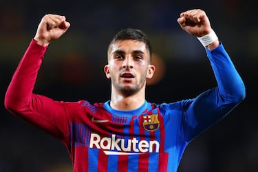 ¿Se puede fichar a un jugador que ha debutado con otro equipo en el mismo mercado de fichajes?