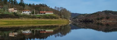 Municipio pontevedrés situado en la falda de la Sierra del Suído, reconocido recientemente como Destino Turístico Starlight por la calidad de sus cielos nocturnos.