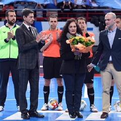 Movistar dedica su goleada a Cecilio Rodríguez