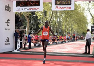 Segundo clasificado del EDP Rock 'n' Roll Maratón de Madrid.