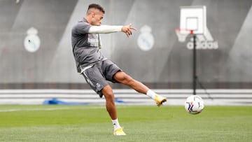 Mariano, durante un entrenamiento del Real Madrid. 