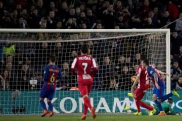 Paco Alcácer marcó el 4-1 tras una asistencia de Messi. 