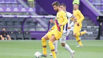 Gerard Pique of FC Barcelona shoot the ball during the spanish league, La Liga, football match played between Real Valladolid and FC Barcelona at Jose Zorrilla Stadium on July 11, 2020 in Valladolid, Spain.
 
 
 11/07/2020 ONLY FOR USE IN SPAIN