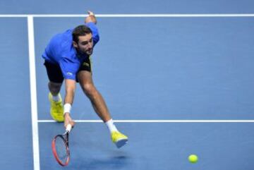 Stanislas Wawrinka venció a Marin Cilic en parciales de 6-3, 4-6, 6-3. El encuentro cerró el Grupo A del Masters de Londres. 