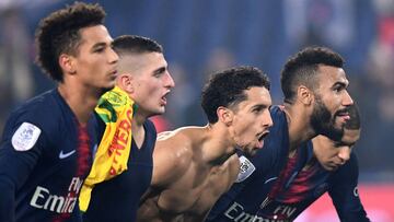 Paris Saint-Germain&#039;s Brazilian defender Marquinhos (C) reacts at the end of the French Ligue 1 football match between Paris Saint-Germain (PSG) and Nantes (FCN) at the Parc des Princes stadium in Paris on December 22, 2018. (Photo by FRANCK FIFE / A