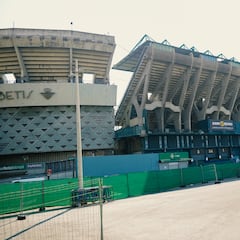 Comienza la demolición de la grada del Benito Villamarín