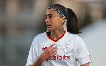 Andressa, con la camiseta de la Roma. 