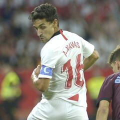 Jesús Navas regresa y Ocampos sigue al margen del grupo