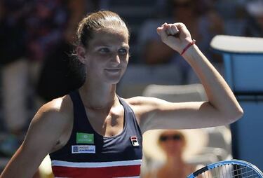 Sharapova va en serio: vence a Sevastova con un set perfecto