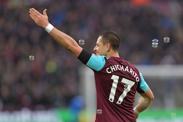 Así fue la vigésima víctima de Chicharito en la Premier League