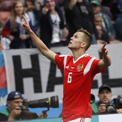 Chéryshev: "Felicité a Nacho por su gol contra Portugal"
