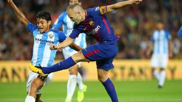 Soccer Football - La Liga Santander - FC Barcelona vs Malaga CF - Camp Nou, Barcelona, Spain - October 21, 2017 Barcelona’s Andres Iniesta scores their second goal REUTERS/Albert Gea