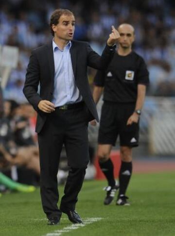 Arrasate en la banda durante el encuentro