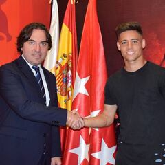 Álex Moreno: "Mi intención siempre ha sido quedarme aquí"