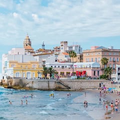 Una conocidísima y reputada playa española, elegida la más feliz del mundo: “Agua cálida, zona tranquila…”