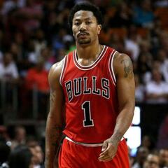 Knicks: discuten si merece la pena luchar por Derrick Rose