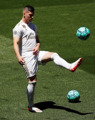 Luka Jovic shows off his ball skils during today's presentation.