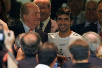 Trofeo Santiago Bernabeu. Homenaje a Raúl.