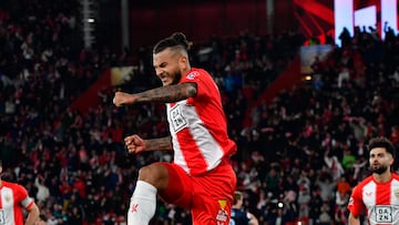 22/12/24 PARTIDO SEGUNDA DIVISION
ALMERIA - CADIZ
PRIMER GOL EMPATE PENALTI LUIS SUAREZ CHARRIS 1-1 ALEGRIA