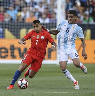Di María inspires Argentina to Chile win at Copa América