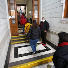 No es universitaria: la carrera con un 99% de empleo que paga casi $2 millones en Chile