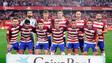Once inicial del Granada contra el Racing.