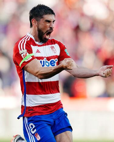 Aprobados y suspensos del Granada: la vida sin Bryan y con el Cacique no es mejor