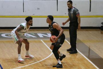 La victoria de Aguacateros sobre Fuerza Regia en el Juego 1 de las finales, en imágenes