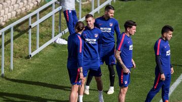 El Atlético sin Costa, Godín y Koke para Butarque