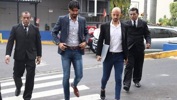 Sebasti&aacute;n Abreu con Santa Tecla