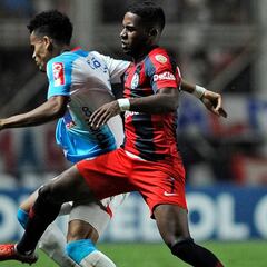 Juan Camilo Salazar debuta en San Lorenzo entre aplausos