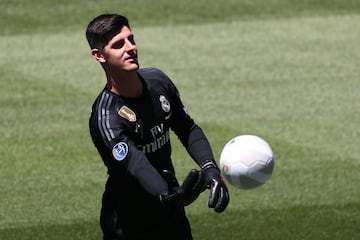 La presentación de Courtois con el Real Madrid en imágenes