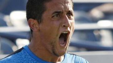 <strong>ÉPICO.</strong> Nicolás Almagro ha sufrido mucho pero se ha impuesto y se ha metido en tercera ronda.