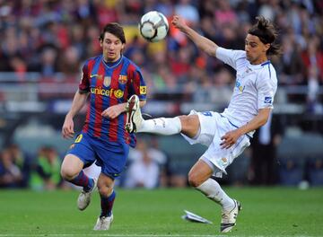 El equipo que ahora se encuentra en la cuarta categoría de España, estuvo de 2009 a 2010 en la primera división, ahí Messi jugó dos partidos vs ellos y no pudo anotar.