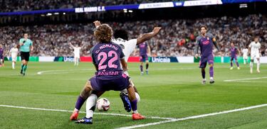 Penalti de Carlos Romero a Endrick.