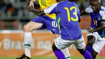 <b>EN SU PUNTO. </b>Kaká demostró estar en buen momento de forma.