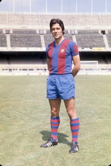 Jugó en el Barcelona entre 1969 y 1973