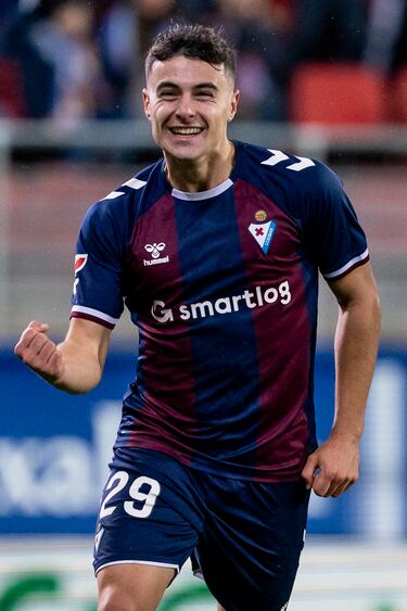 Mada se quiere colar en la fiesta final de 2024 en El Arcángel