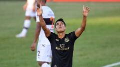 Racing logró la victoria de visitante ante Platense y empieza a enderezar el barco