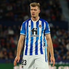 El agente de Sorloth de reúne con el Besiktas este jueves