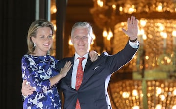Bélgica es una monarquía parlamentaria, como el Reino Unido, Suecia y Holanda. El Rey Felipe ocupa la jefatura del Estado desde 2013, aunque su rol político es nulo. Las riendas del país recaen en las manos del Primer Ministro, Charles Michel, encargado de formar gobierno avalado por la Cámara de Representantes. Todas las regiones del país deben estar representadas en las instituciones públicas.